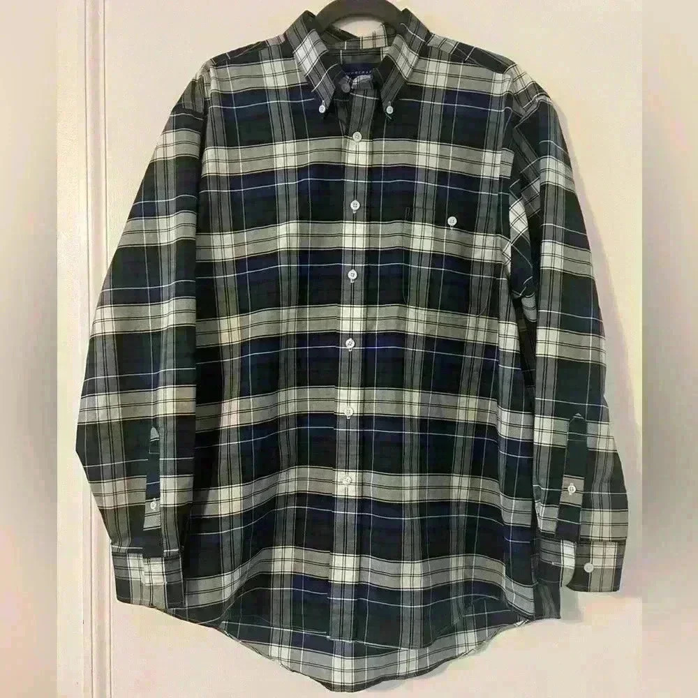 Towncraft wrinkle free men’s shirt size L